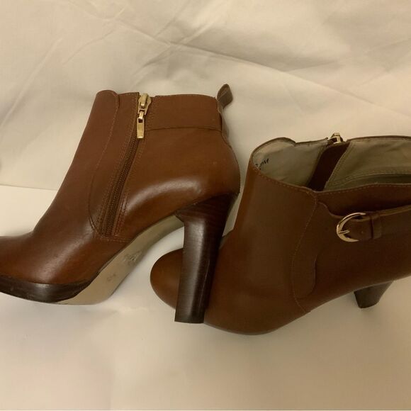 Neiman Marcus SPENCER Brazil BROWN LEATHER Heels BOOTIES Boots BUCKLE eur 38 - Picture 5 of 12
